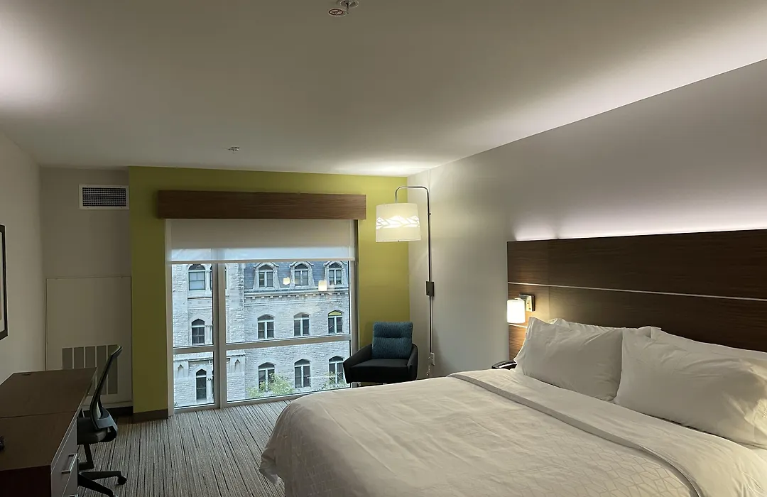Holiday Inn Express & Suites - Lincoln Downtown By Ihg-1