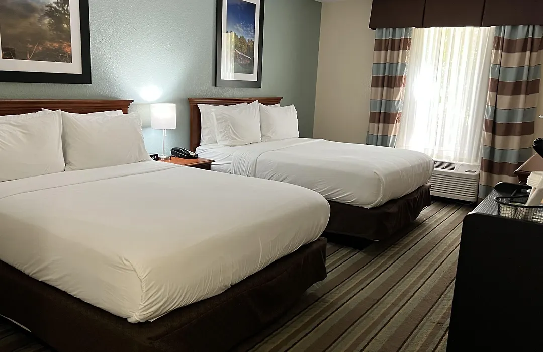 White Pine Lodge-1