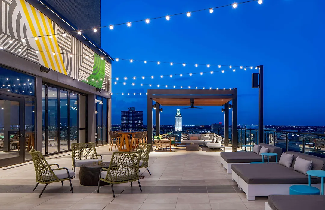 Hilton Garden Inn Austin University Capitol District-1
