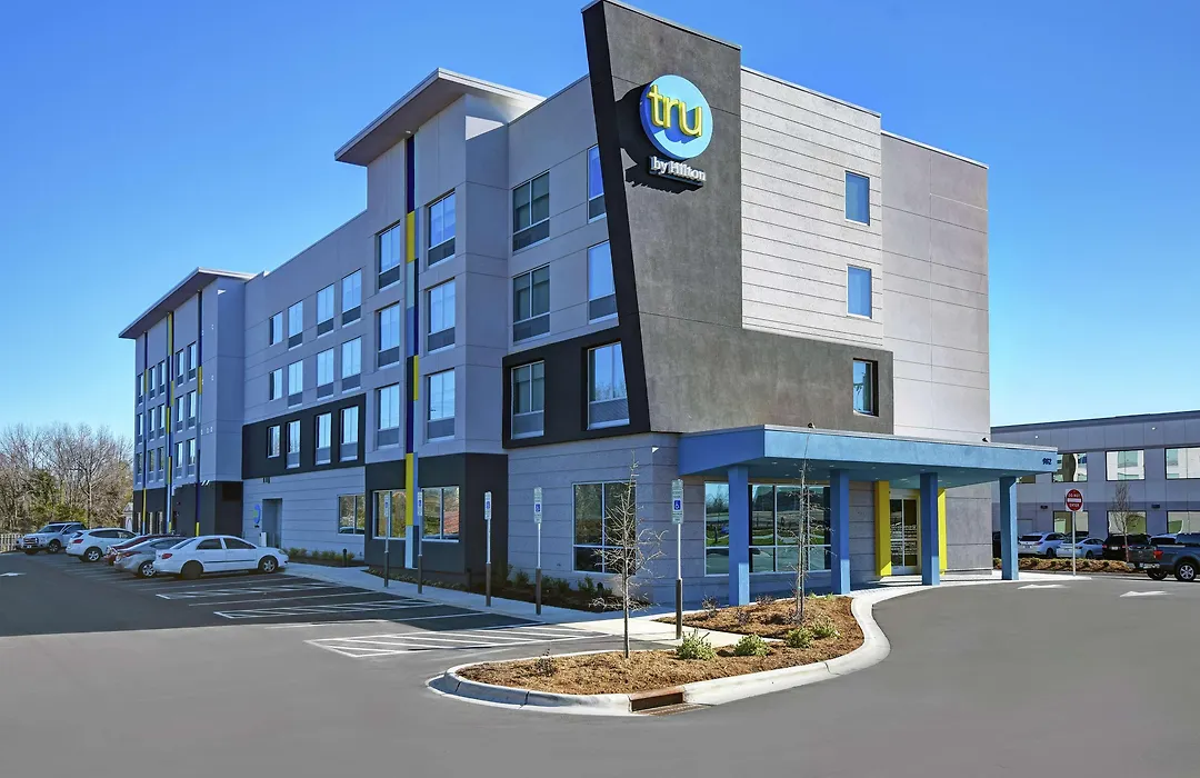 Tru By Hilton Burlington-1