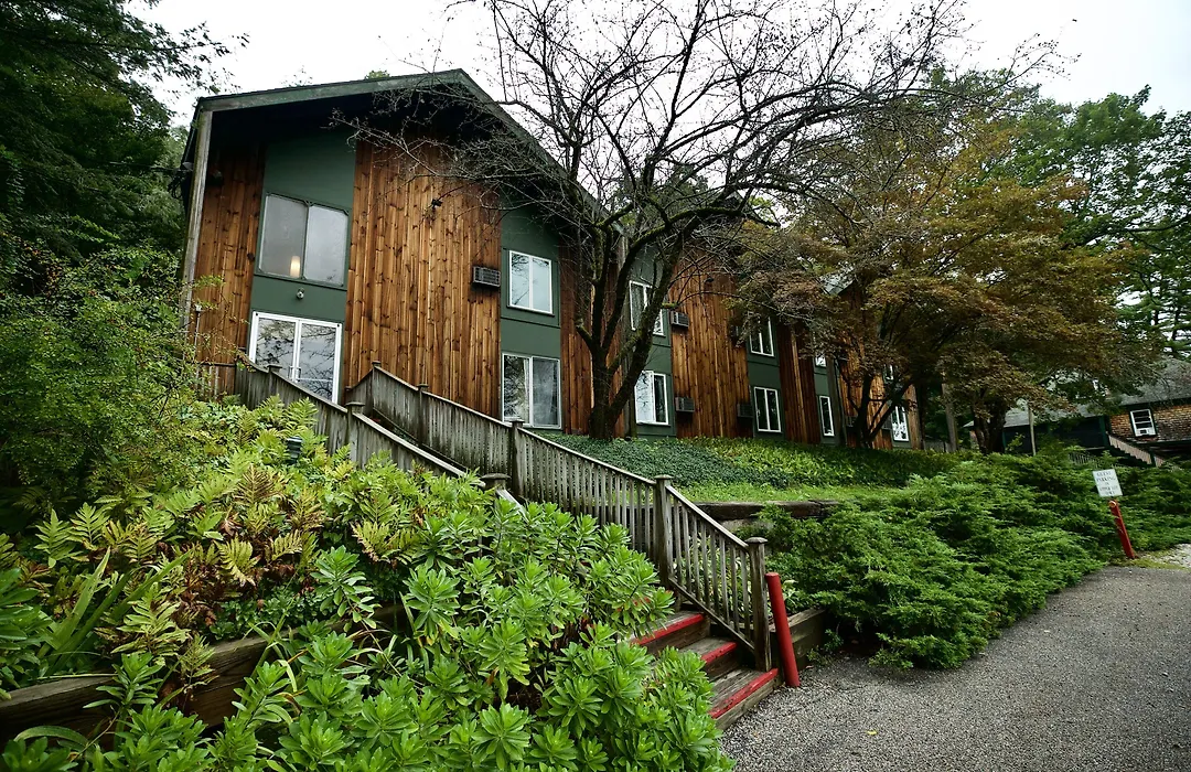 Apple Tree Inn-1