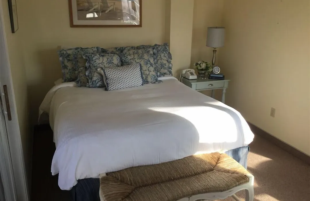 The Beach Rose Inn-1