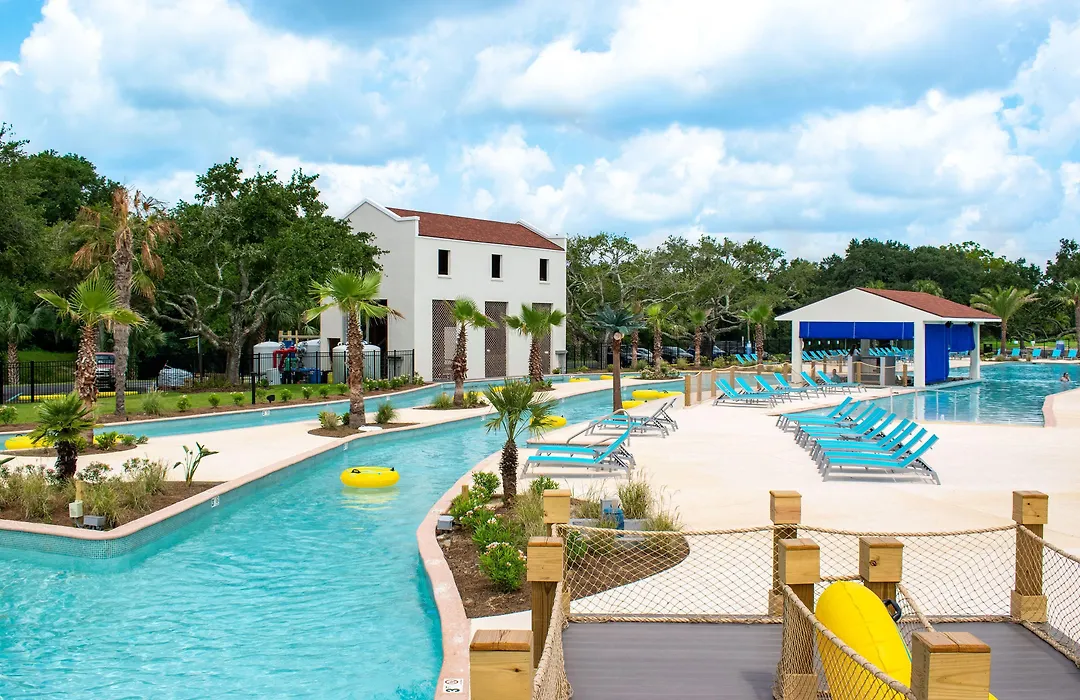 Oasis Resort Gulfport-1