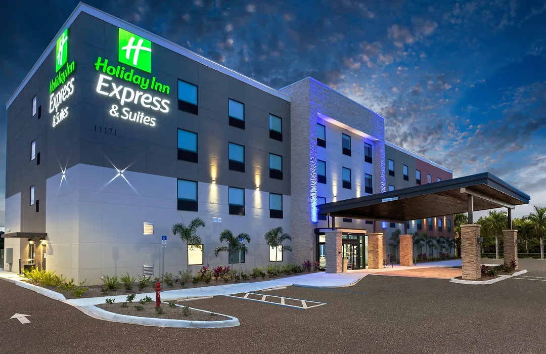 Holiday Inn Express & Suites Ft Myers Beach-Sanibel Gateway By Ihg-1