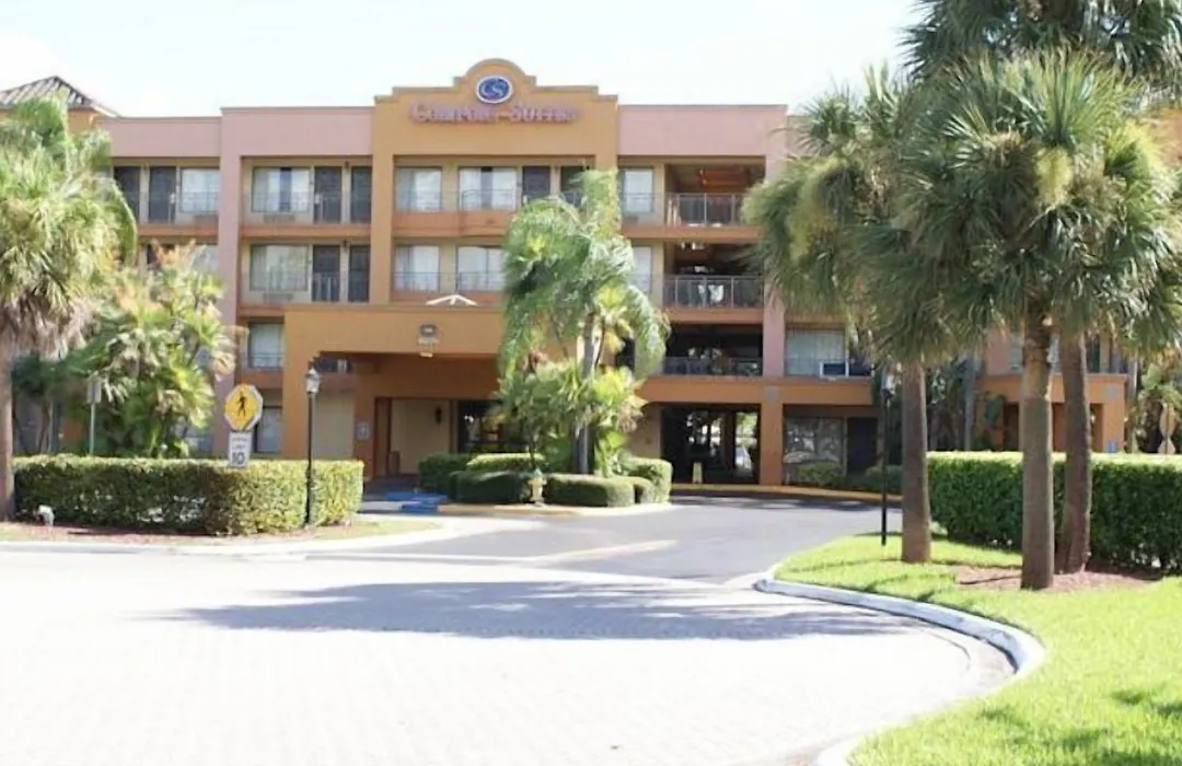 Boca Suites Deerfield Beach; Surestay Collection By BW-1