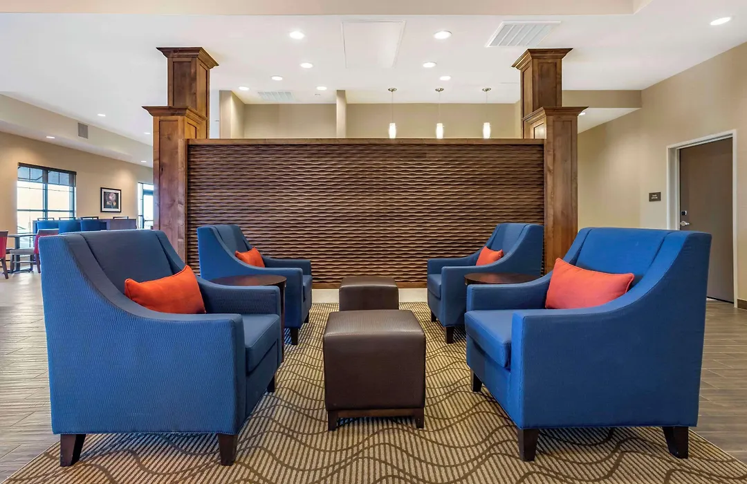 Comfort Suites Albuquerque Airport-1