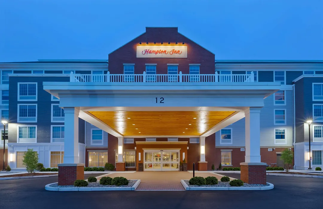 Hampton Inn Cape Cod Canal-1
