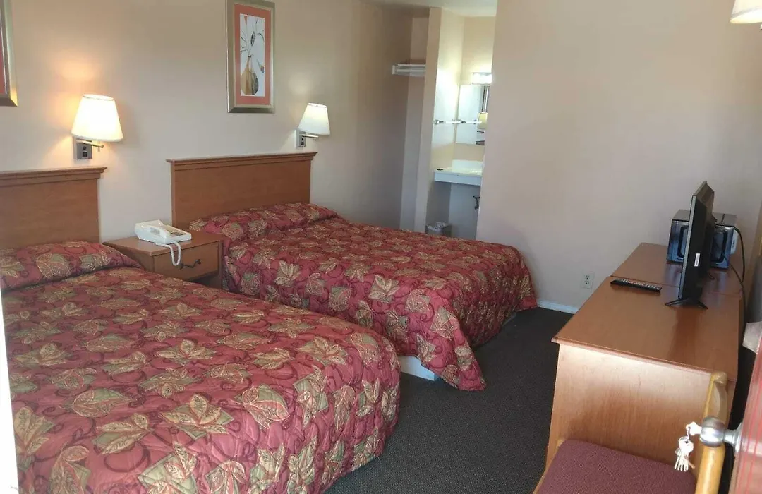 American Motel-1