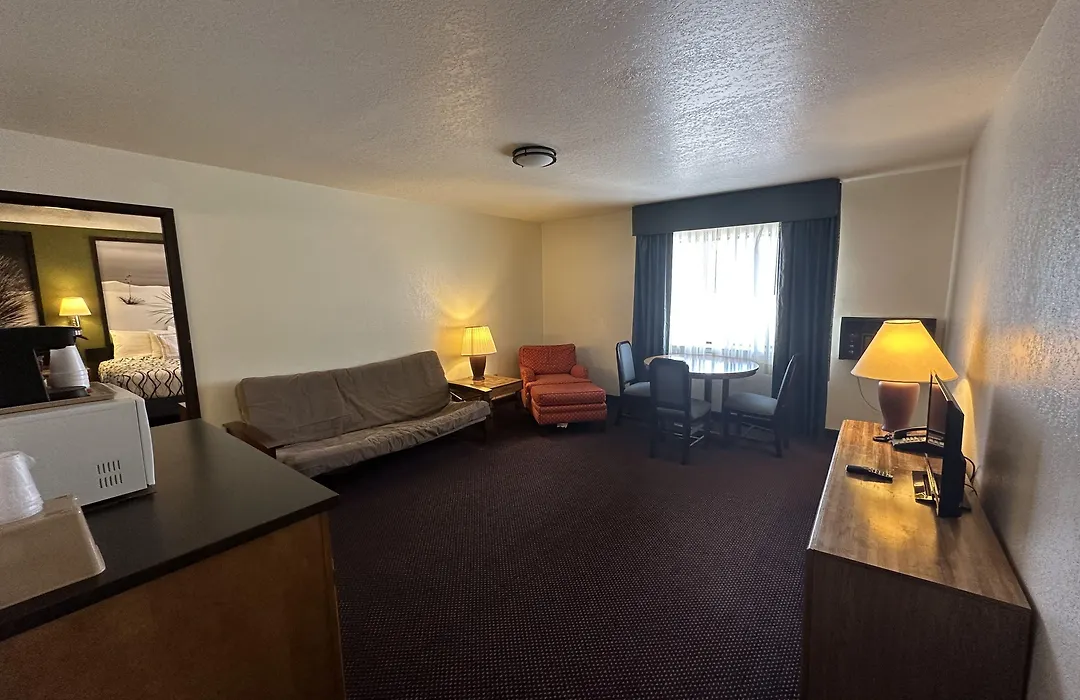Simple Rewards Inn-1
