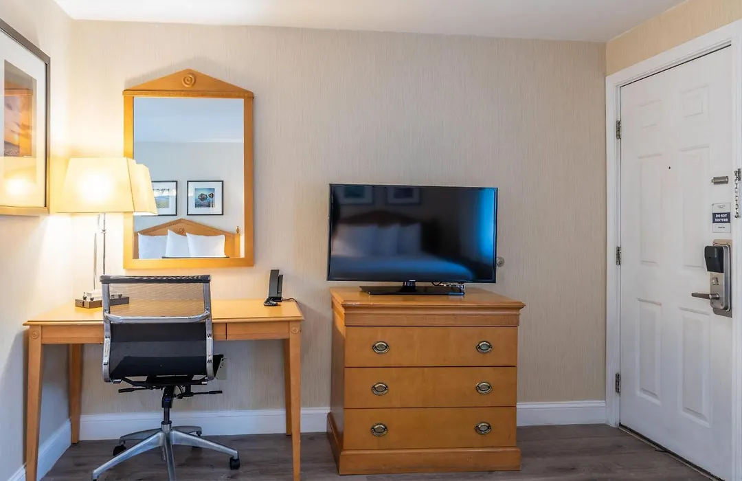 Port Inn And Suites Portsmouth, An Ascend Collection Hotel-1