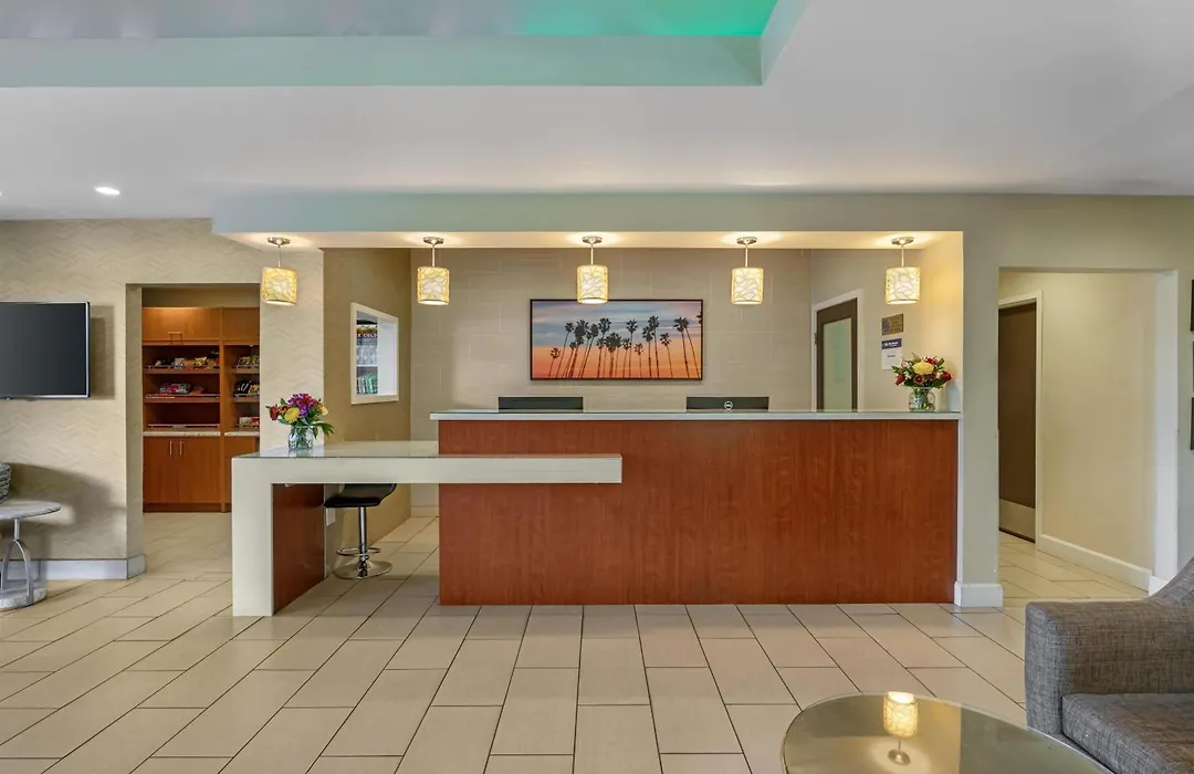 Best Western Plus South Coast Inn-1