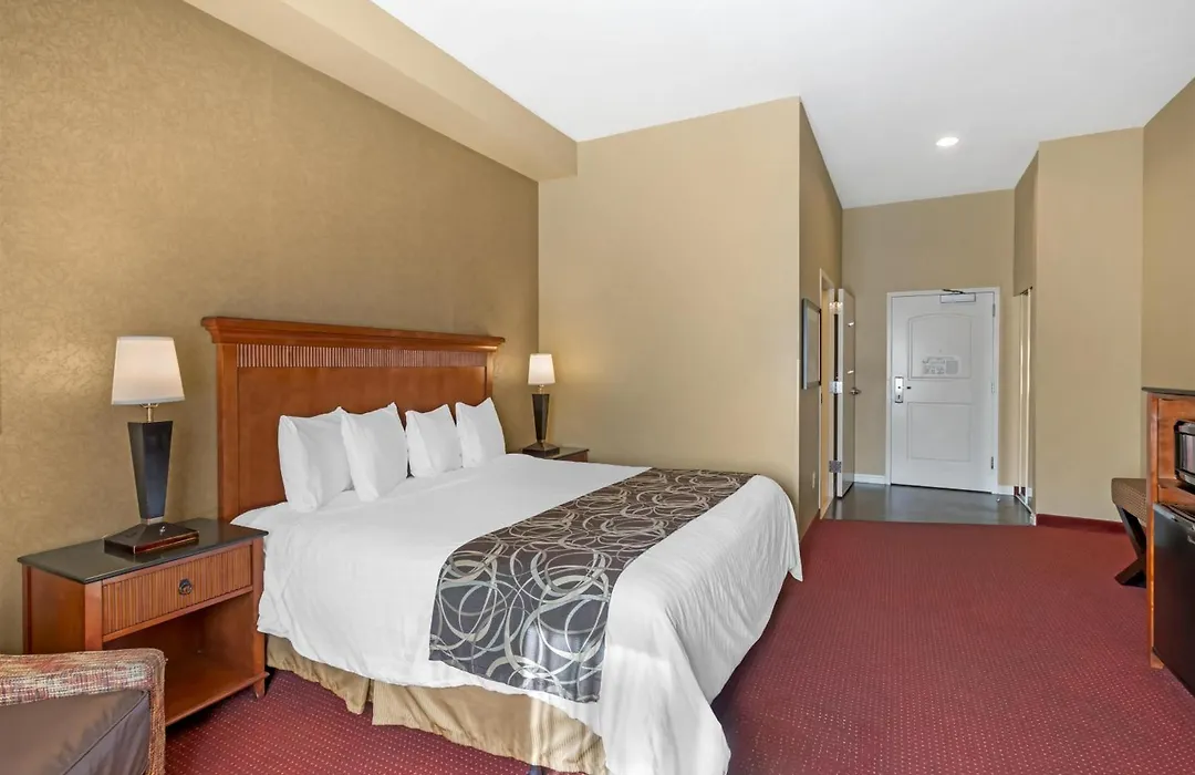 Best Western Plus Canyon Pines-1