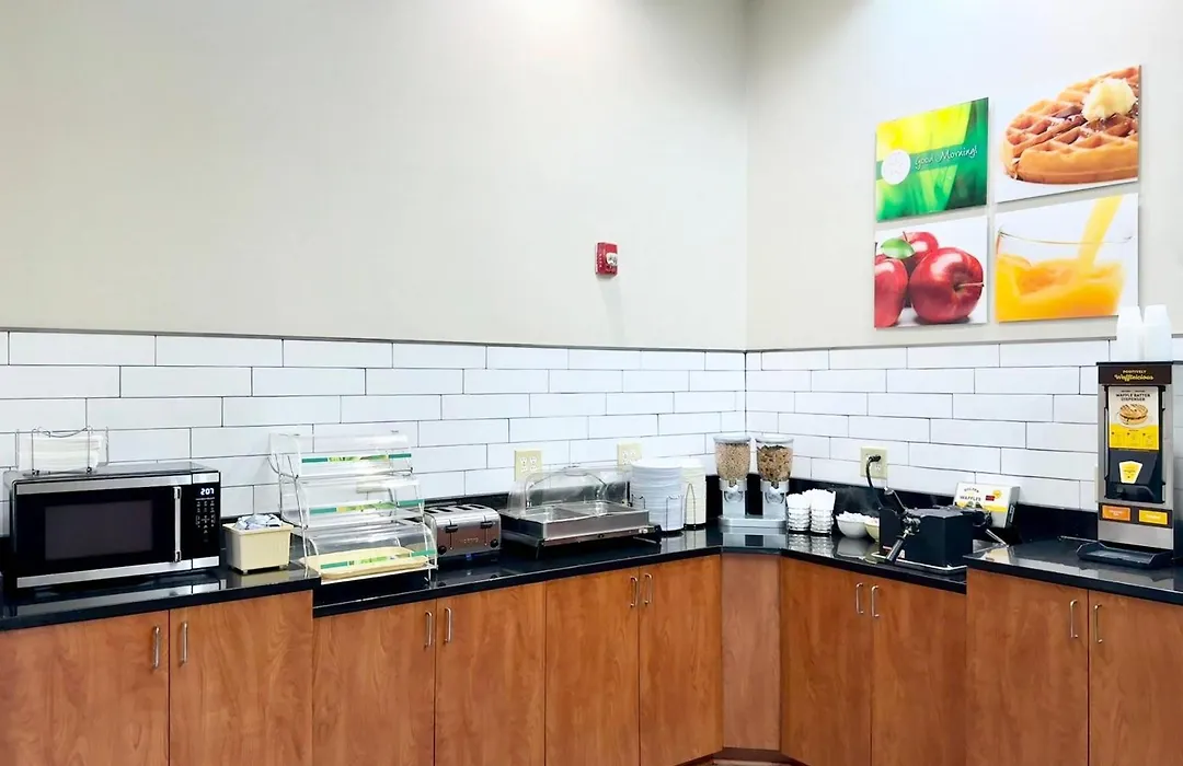 Quality Inn & Suites Greenville I-65-1