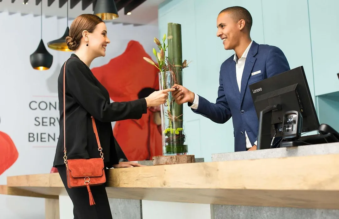 Ibis Casa Voyageurs-1