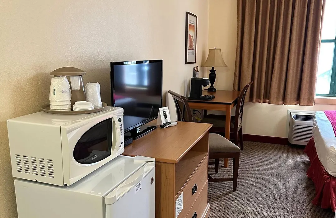 Travelodge By Wyndham Deadwood-1