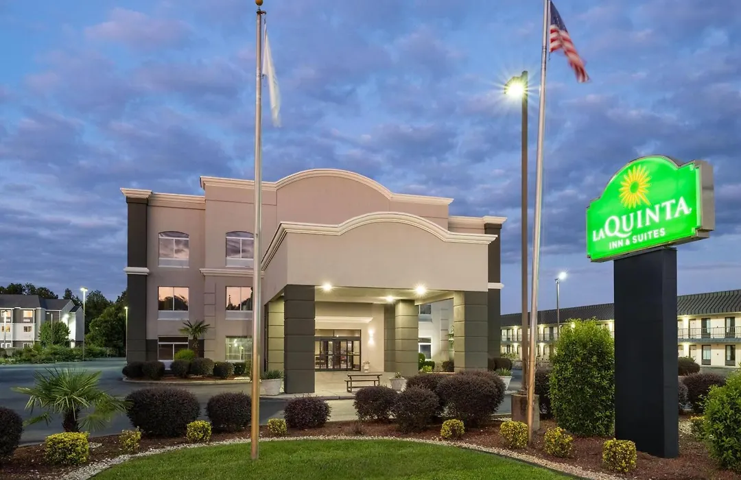 La Quinta By Wyndham Florence-1