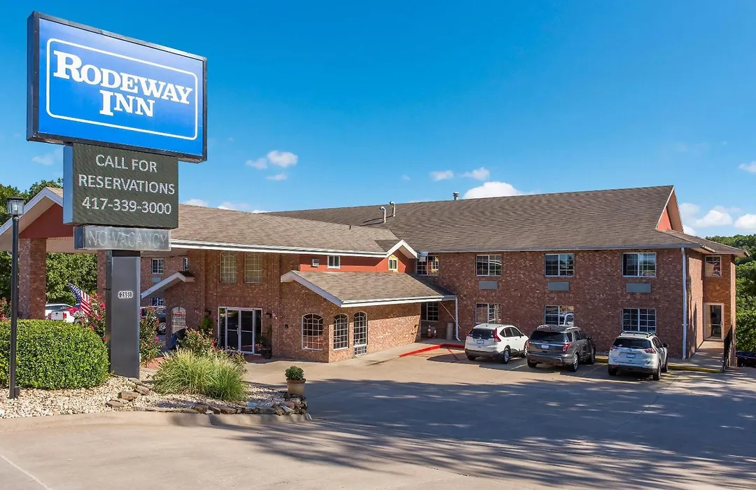 Rodeway Inn Branson, Brick House-1
