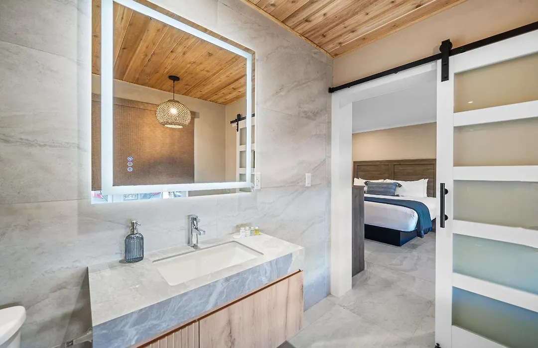 Bleu Beach Resort-1