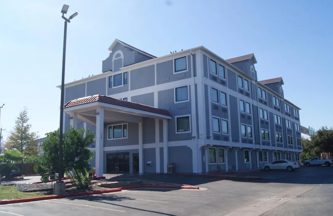 Holiday Inn Express & Suites San Antonio - Downtown Market Area By Ihg-1