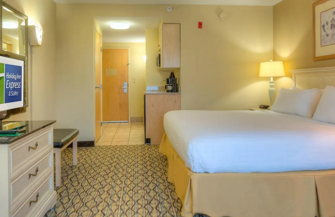Holiday Inn Express Hotel & Suites Memphis Southwind By Ihg-1