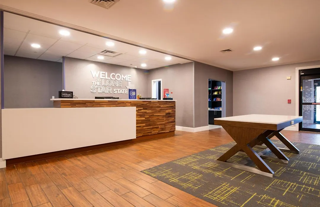 Hampton Inn & Suites College Station-1