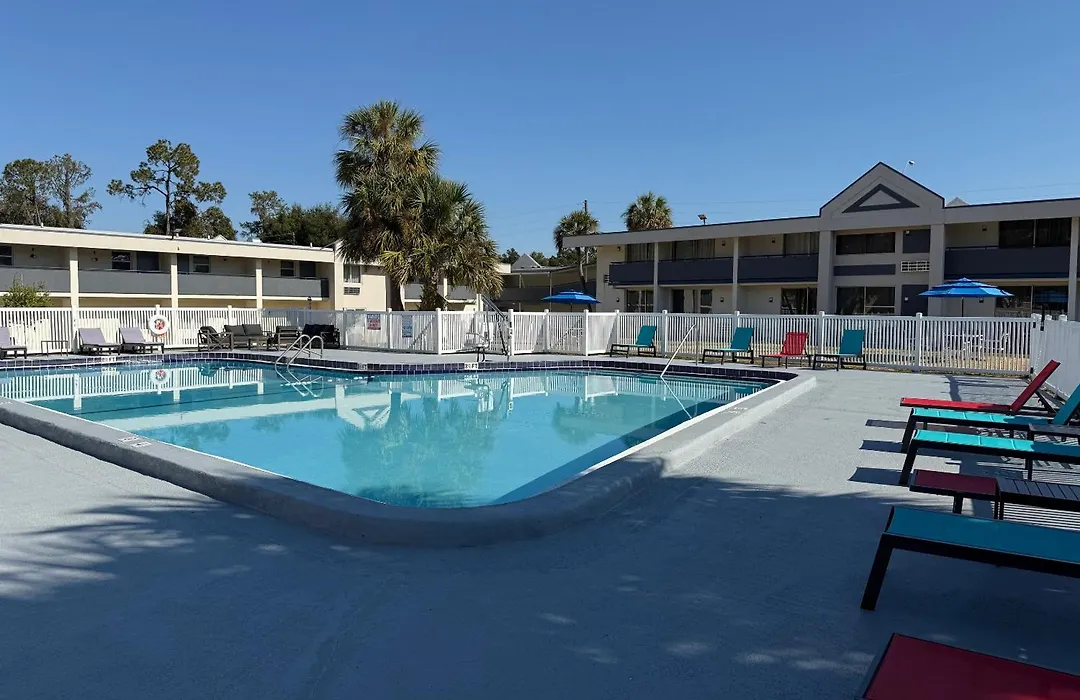 Days Inn By Wyndham Ocala North-1