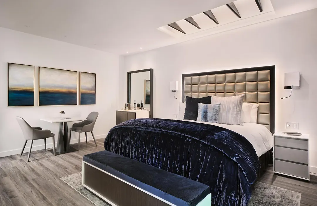 Sunset Marquis Hotel-1