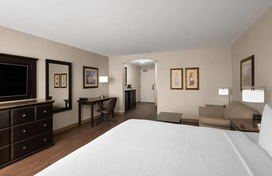 La Quinta By Wyndham Paso Robles-1