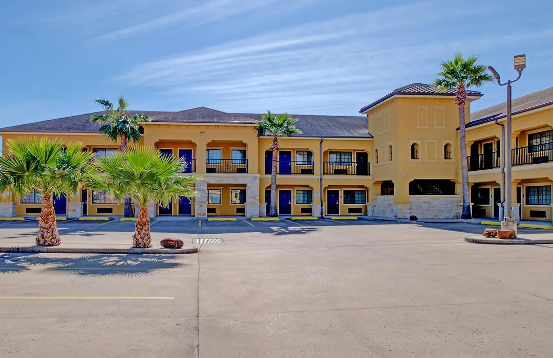 Weslaco Inn Weslaco-Mercedes-1