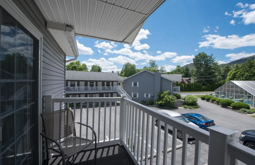 Adirondack Retreat Inn & Suites-1