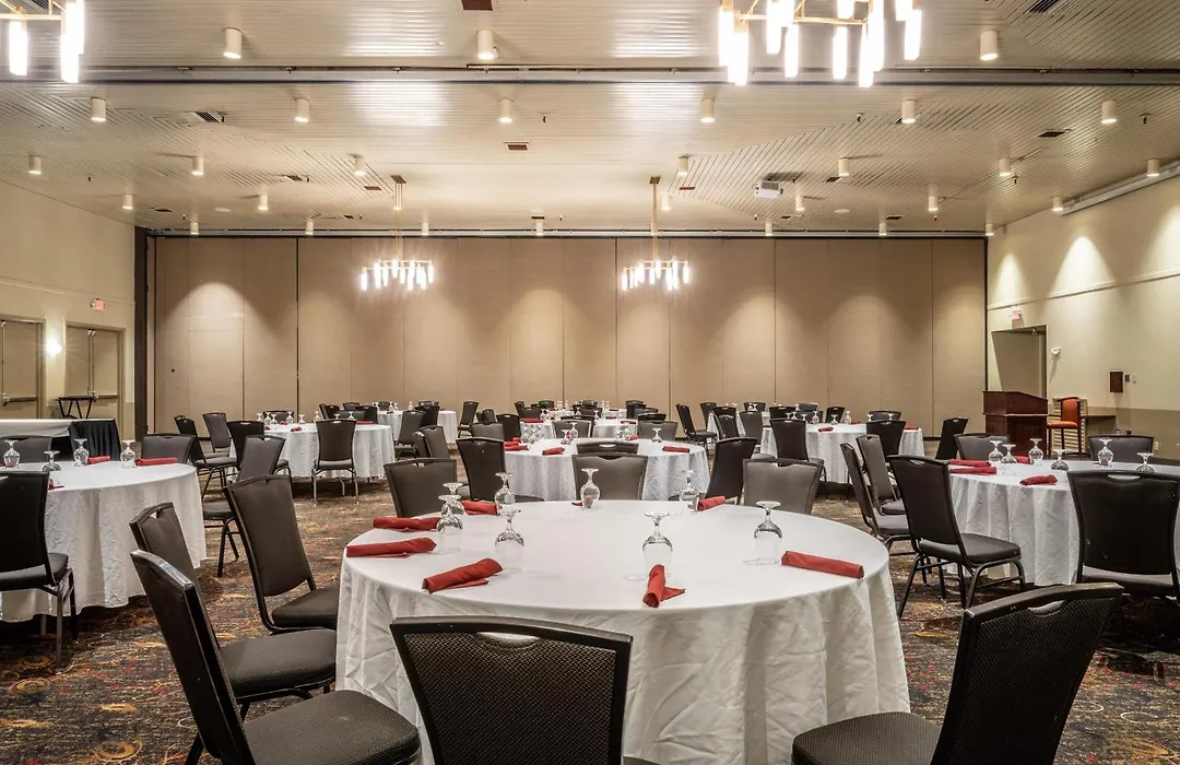 Westmark Fairbanks Hotel And Conference Center-1
