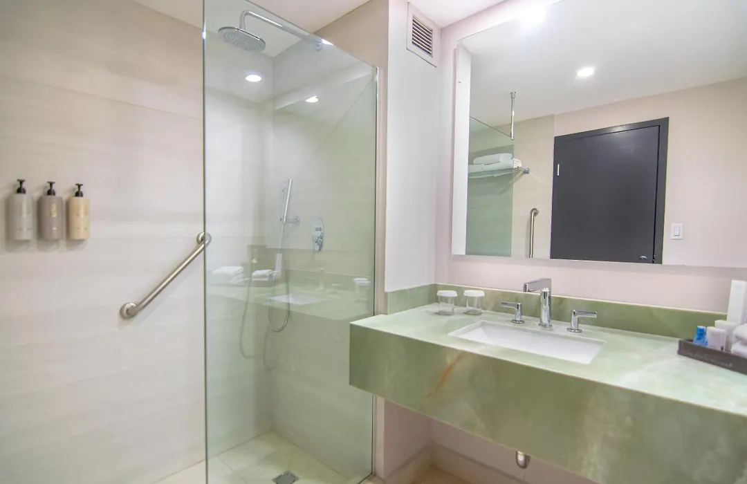 Grand Hotel Tijuana-1
