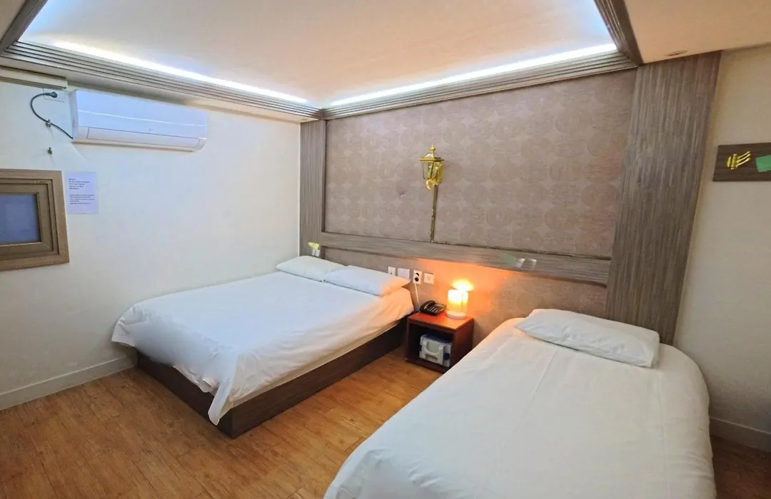 Friendly Dh Naissance Hotel By Mindrum Group-1