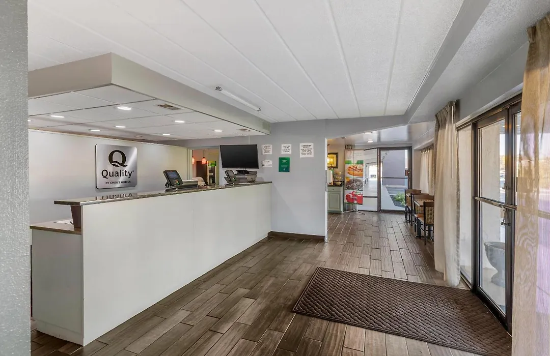 Quality Inn & Suites Easley - Greenville-1