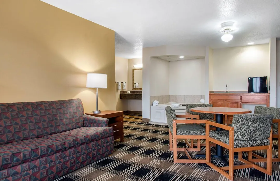 Quality Inn Near Medical Center-1