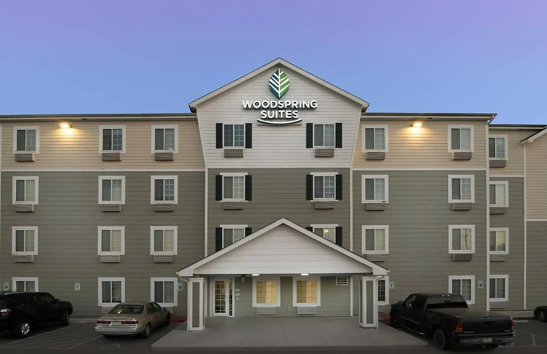 Woodspring Suites San Antonio Fort Sam-1