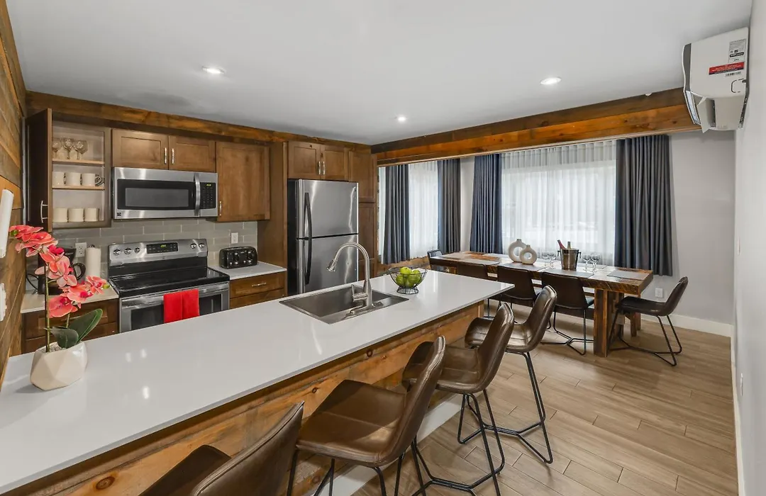 Lake Placid Inn: Residences-1