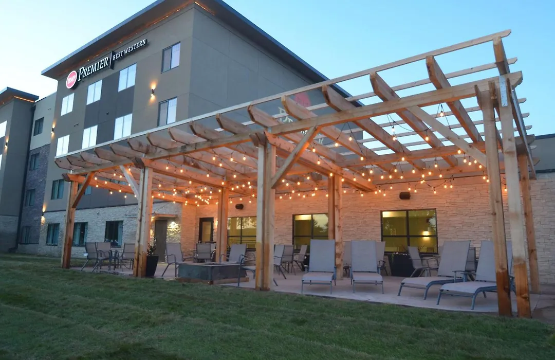 Best Western Premier Des Moines-Ankeny Hotel-1