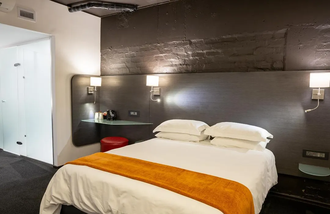 Onomo Hotel Waterfront-1
