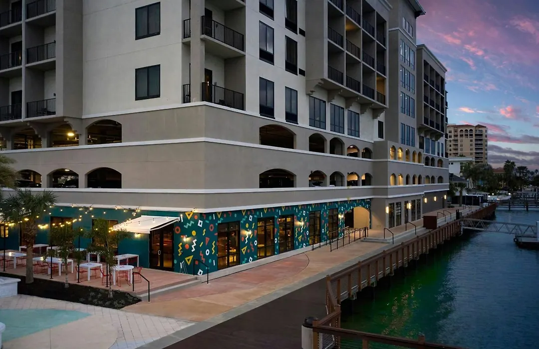 Courtyard By Marriott Clearwater Beach-1