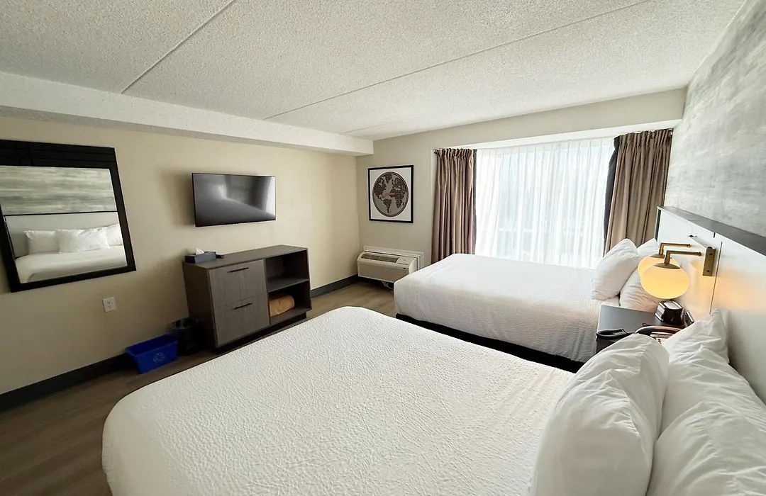 Ramada Plaza By Wyndham Niagara Falls-1