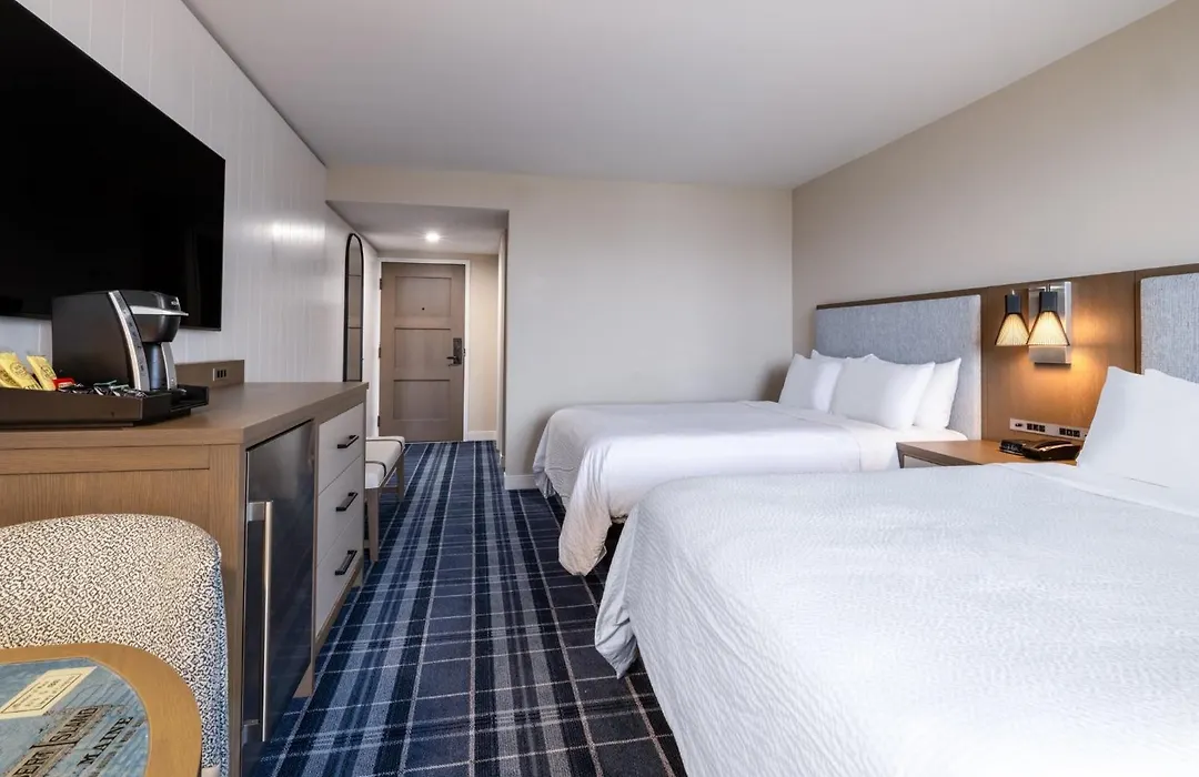 Holiday Inn Bar Harbor Regency Hotel By Ihg-1