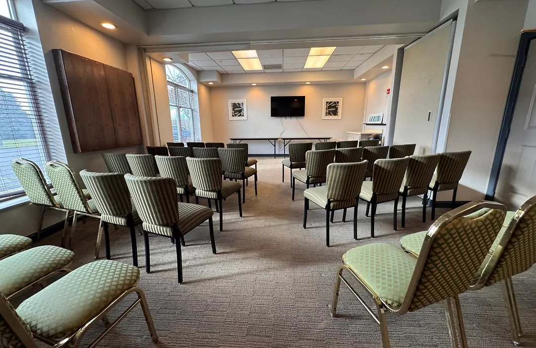 Country Inn & Suites By Radisson, Harrisburg West Mechanicsburg-1