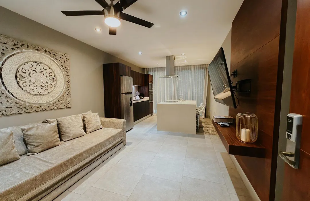 It Boutique Hotel & Restaurant-1