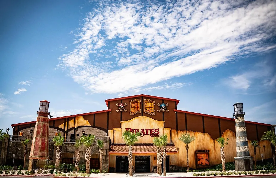 Twin Palms 1401-1