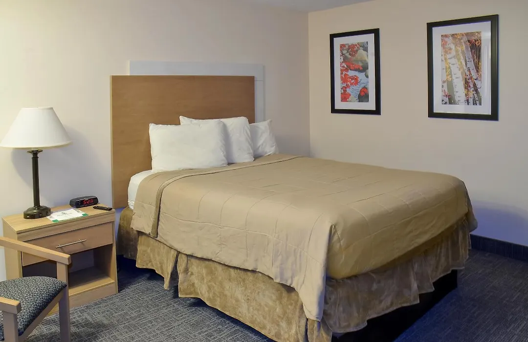 Town & Country Inn & Resort-1