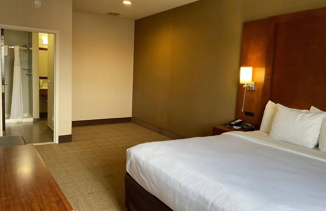 Comfort Suites Dover University Area-1