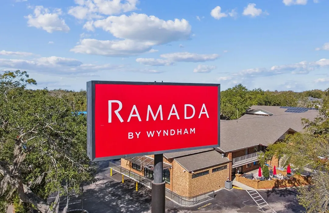 Ramada By Wyndham Temple Terrace/Tampa North-1