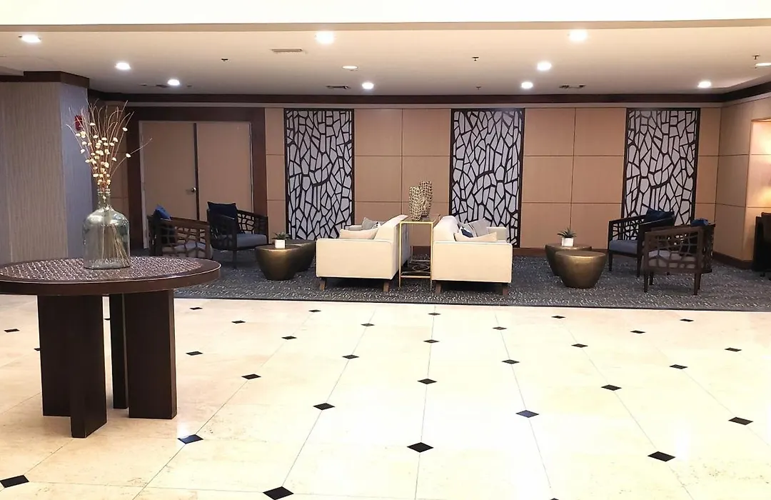 Radisson Suite Hotel Oceanfront-1