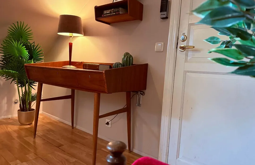 Grettir Guesthouse Downtown Charm-1